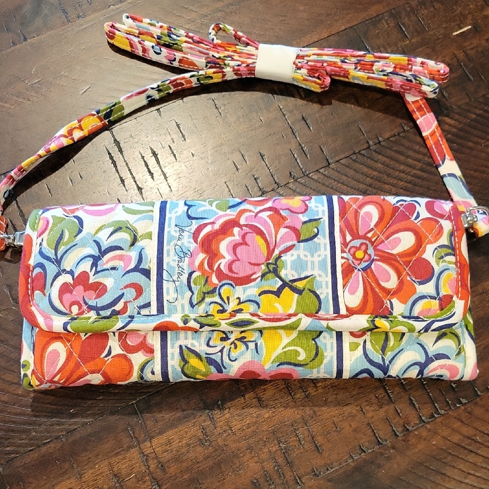 Vera Bradley Sleek Wallet